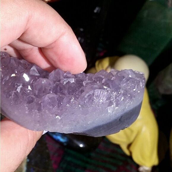 130.4g Amethyst Moon Totem Figurine - Picture 6 of 6